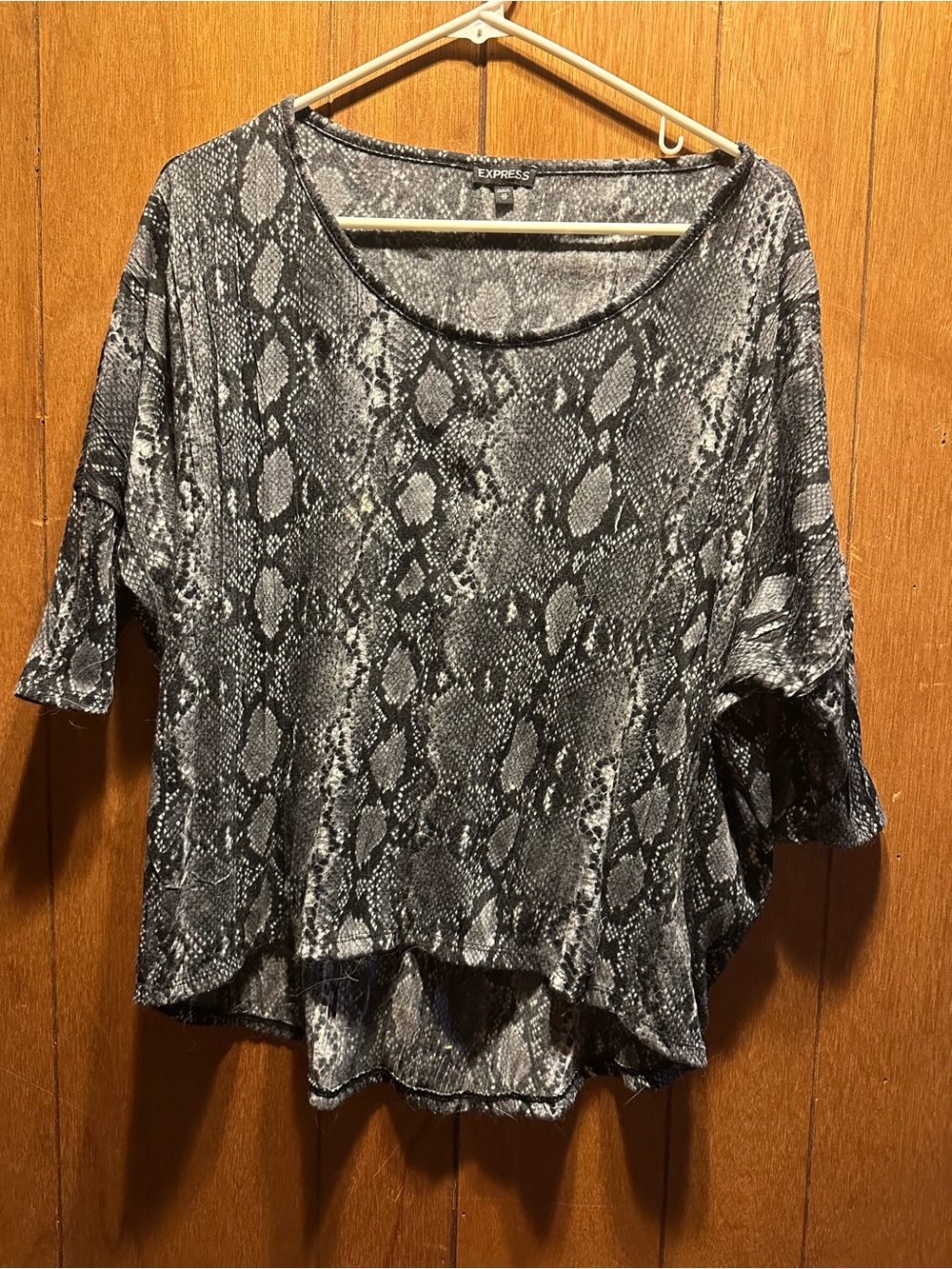 Express Snake-Print Dolman Top - Black & Gray
